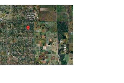 Land in Lehigh Acres, Florida № 2377867 - photo 2