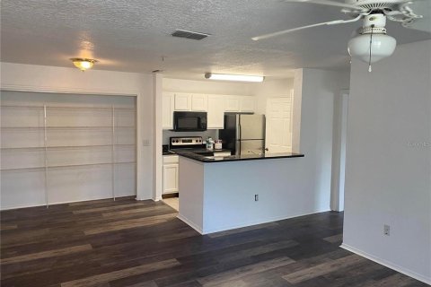Condominio en alquiler en Bradenton, Florida, 4 dormitorios, 127 m2 № 1916488 - foto 2