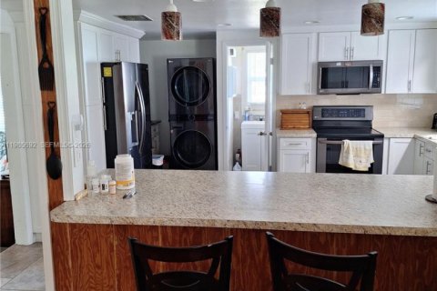 Casa en venta en Stuart, Florida, 2 dormitorios, 265.7 m2 № 2049632 - foto 13