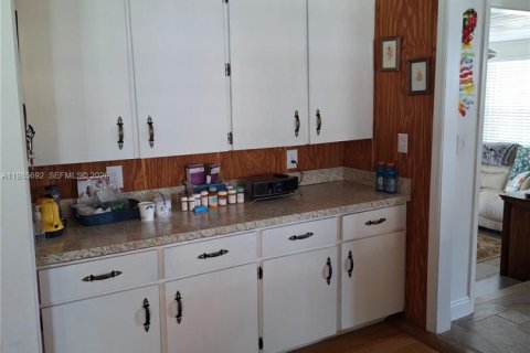 Casa en venta en Stuart, Florida, 2 dormitorios, 265.7 m2 № 2049632 - foto 18