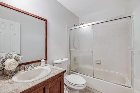 House in Boca Raton, Florida 2 bedrooms, 85.75 sq.m. № 2180017 - photo 25