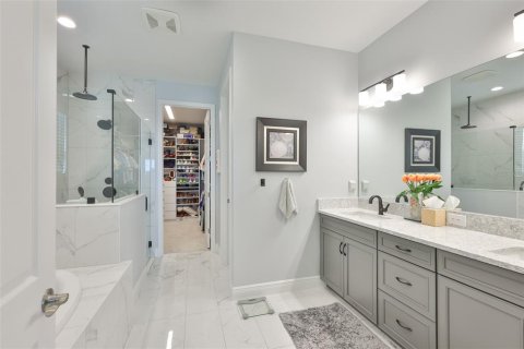 House in Apollo Beach, Florida 6 bedrooms, 335.28 sq.m. № 2109794 - photo 22