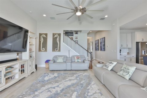 House in Apollo Beach, Florida 6 bedrooms, 335.28 sq.m. № 2109794 - photo 6