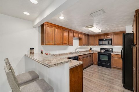 Villa ou maison à vendre à New Port Richey, Floride: 3 chambres, 121.7 m2 № 2399523 - photo 12