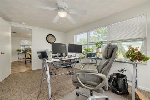 Villa ou maison à vendre à New Port Richey, Floride: 3 chambres, 121.7 m2 № 2399523 - photo 18
