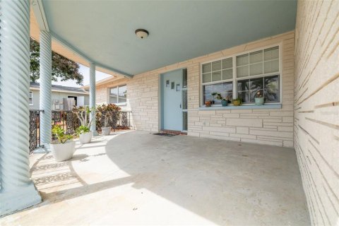 Villa ou maison à vendre à New Port Richey, Floride: 3 chambres, 121.7 m2 № 2399523 - photo 6