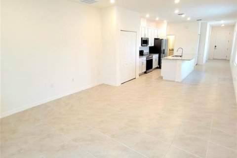 Villa ou maison à louer à Saint Cloud, Floride: 3 chambres, 138.61 m2 № 2424421 - photo 20