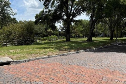 Casa en venta en Saint Petersburg, Florida, 4 dormitorios, 288 m2 № 2140231 - foto 5