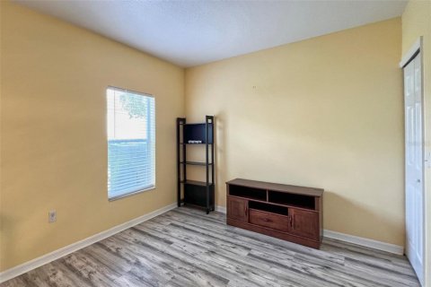 Townhouse in Lakewood Ranch, Florida 3 bedrooms, 143.07 sq.m. № 1894536 - photo 13