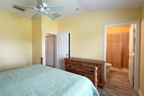 Townhouse in Lakewood Ranch, Florida 3 bedrooms, 143.07 sq.m. № 1894536 - photo 23