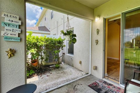 Townhouse in Lakewood Ranch, Florida 3 bedrooms, 143.07 sq.m. № 1894536 - photo 16