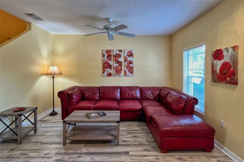 Townhouse in Lakewood Ranch, Florida 3 bedrooms, 143.07 sq.m. № 1894536 - photo 6