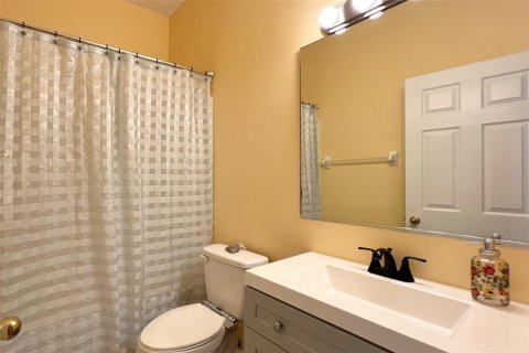 Townhouse in Lakewood Ranch, Florida 3 bedrooms, 143.07 sq.m. № 1894536 - photo 29