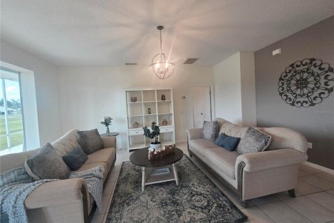 Villa ou maison à vendre à Kissimmee, Floride: 5 chambres, 331.29 m2 № 1667157 - photo 28
