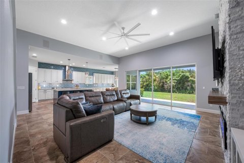 Casa en venta en Land O' Lakes, Florida, 4 dormitorios, 344.95 m2 № 1909922 - foto 15