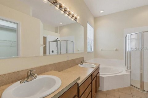 Casa en alquiler en Lakewood Ranch, Florida, 3 dormitorios, 189.43 m2 № 1784668 - foto 19