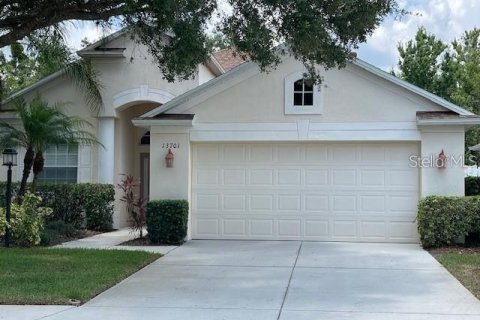 Casa en alquiler en Lakewood Ranch, Florida, 3 dormitorios, 189.43 m2 № 1784668 - foto 1