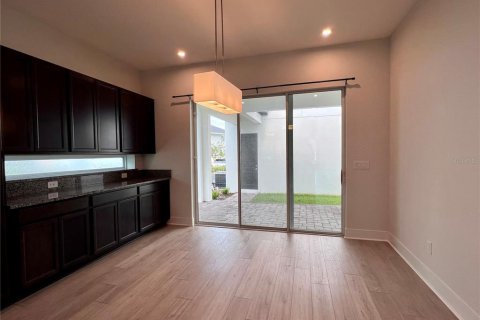 Снять в аренду виллу или дом в Орландо, Флорида 9 комнат, 278.24м2, № 1821378 - фото 17