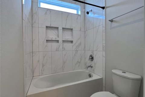 Снять в аренду виллу или дом в Орландо, Флорида 9 комнат, 278.24м2, № 1821378 - фото 9