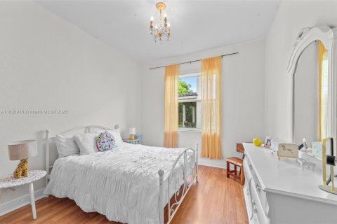 Villa ou maison à vendre à Miramar, Floride: 5 chambres, 261.06 m2 № 1957870 - photo 27