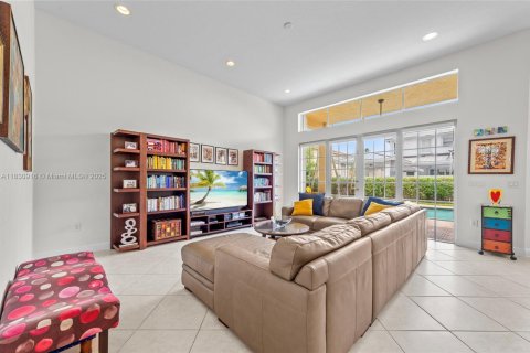 Villa ou maison à vendre à Miramar, Floride: 5 chambres, 261.06 m2 № 1957870 - photo 13