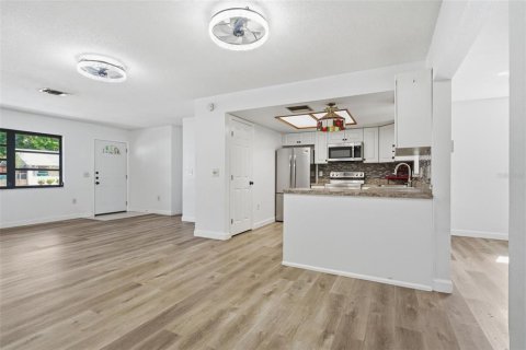 Купить виллу или дом в Хомосасса, Флорида 6 комнат, 120.03м2, № 2103143 - фото 13