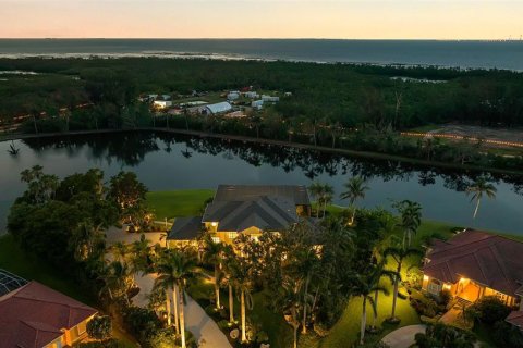 Villa ou maison à vendre à Bradenton, Floride: 5 chambres, 484.95 m2 № 1815090 - photo 13