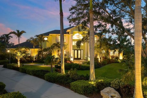 Villa ou maison à vendre à Bradenton, Floride: 5 chambres, 484.95 m2 № 1815090 - photo 10