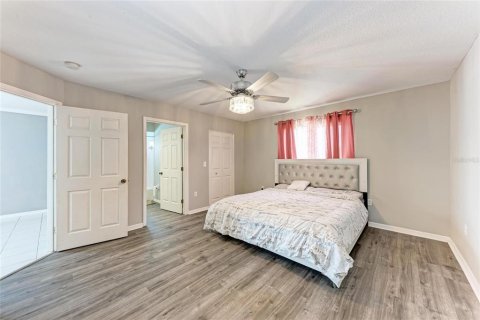 House in Sarasota, Florida 3 bedrooms, 185.71 sq.m. № 1831926 - photo 18