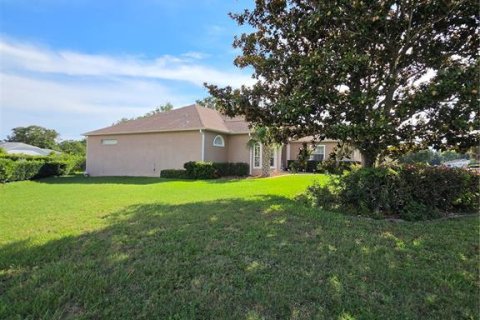 House in Ocala, Florida 4 bedrooms, 248.98 sq.m. № 2198496 - photo 20