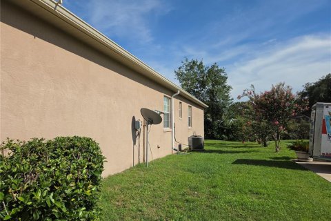 House in Ocala, Florida 4 bedrooms, 248.98 sq.m. № 2198496 - photo 5
