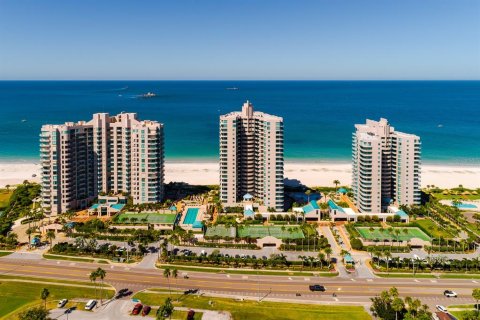 Condo in Clearwater, Florida, 3 bedrooms № 2103554