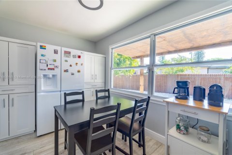 Villa ou maison à vendre à Pompano Beach, Floride: 3 chambres, 107.67 m2 № 1961878 - photo 16