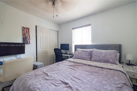 Villa ou maison à vendre à Pompano Beach, Floride: 3 chambres, 107.67 m2 № 1961878 - photo 21