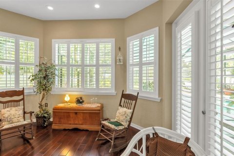 House in Winter Haven, Florida 4 bedrooms, 275.08 sq.m. № 2201205 - photo 25