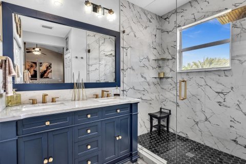 House in Homestead, Florida 4 bedrooms, 179.12 sq.m. № 1993874 - photo 20