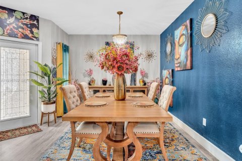 House in Homestead, Florida 4 bedrooms, 179.12 sq.m. № 1993874 - photo 6