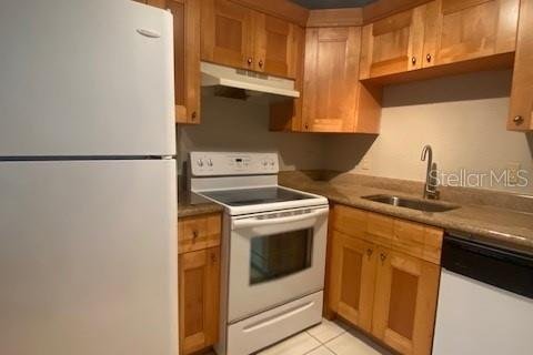 Condo in Tampa, Florida, 1 bedroom  № 2103373 - photo 2