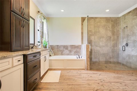 Casa en venta en Orlando, Florida, 5 dormitorios, 315.31 m2 № 1910622 - foto 17
