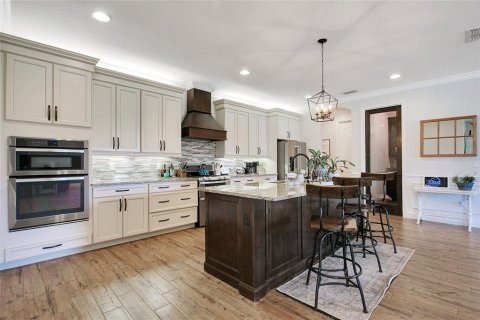 Casa en venta en Orlando, Florida, 5 dormitorios, 315.31 m2 № 1910622 - foto 12