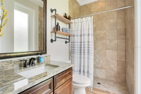 Casa en venta en Orlando, Florida, 5 dormitorios, 315.31 m2 № 1910622 - foto 22