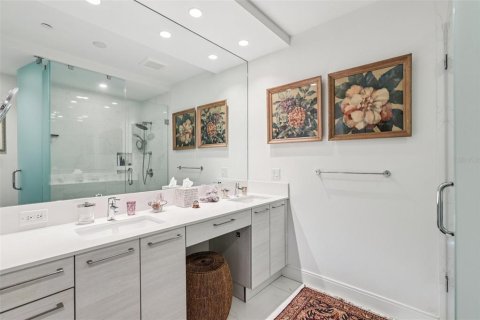 Condominio en venta en Saint Petersburg, Florida, 2 dormitorios, 130.25 m2 № 2418526 - foto 30