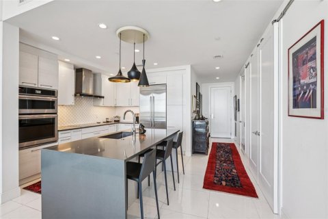 Condominio en venta en Saint Petersburg, Florida, 2 dormitorios, 130.25 m2 № 2418526 - foto 5