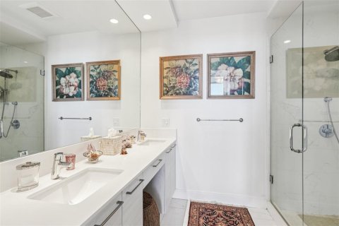 Condominio en venta en Saint Petersburg, Florida, 2 dormitorios, 130.25 m2 № 2418526 - foto 28