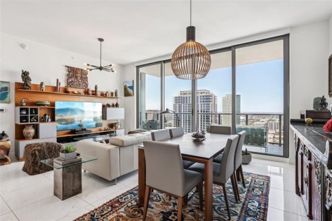 Condominio en venta en Saint Petersburg, Florida, 2 dormitorios, 130.25 m2 № 2418526 - foto 18