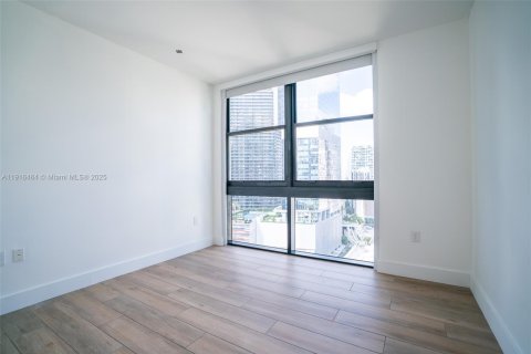 Condo in Miami, Florida, 3 bedrooms № 1972396 - photo 17