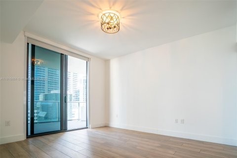 Condo in Miami, Florida, 3 bedrooms № 1972396 - photo 13