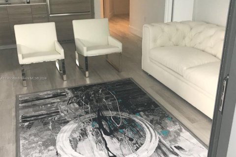 Condominio en venta en Miami, Florida, 2 dormitorios, 77.57 m2 № 2033118 - foto 8