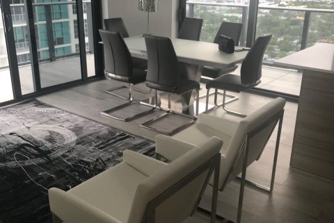 Condominio en venta en Miami, Florida, 2 dormitorios, 77.57 m2 № 2033118 - foto 6