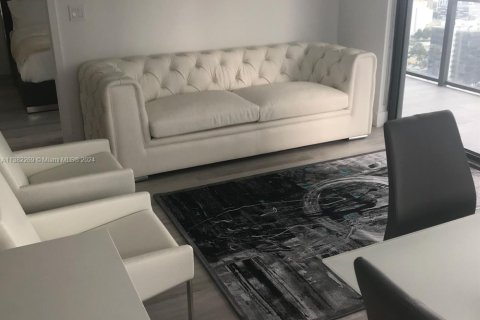 Condominio en venta en Miami, Florida, 2 dormitorios, 77.57 m2 № 2033118 - foto 4